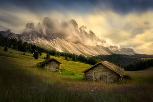Itálie Dolomity krajina a pastvina hory