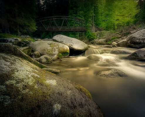 Šumava most potok v lese