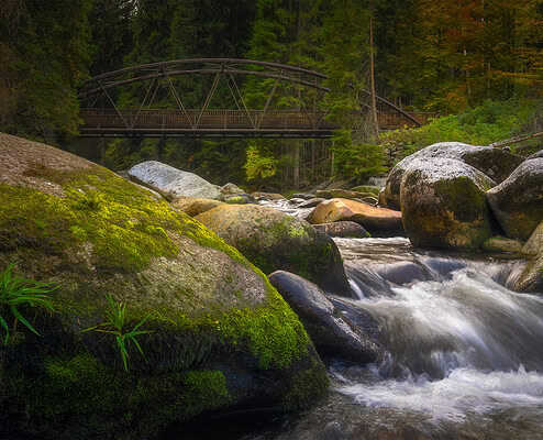 Šumava potok kameny mech podzimní scenérie